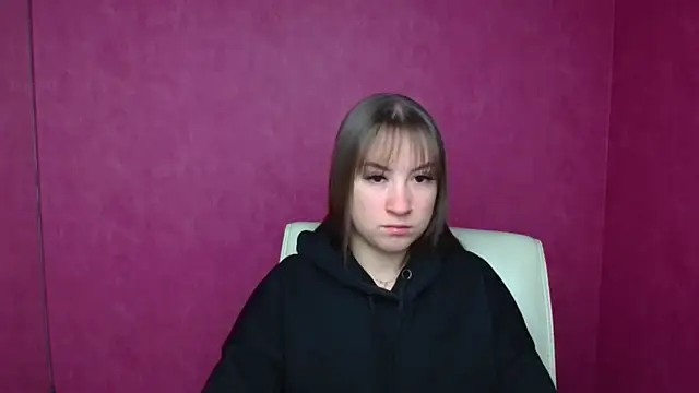 Snapshot of Evelina_GG chatting on 01-05-25, 06:46 Evelina GG online show from 01-05-25, 06:46