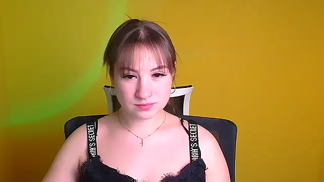 Snapshot of Evelina_GG chatting on 01-05-25, 04:27 Evelina GG online show from 01-05-25, 04:27