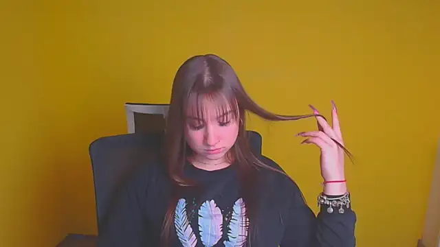 Snapshot of Evelina_GG chatting on 01-14-25, 06:24 Evelina GG online show from 01-14-25, 06:24