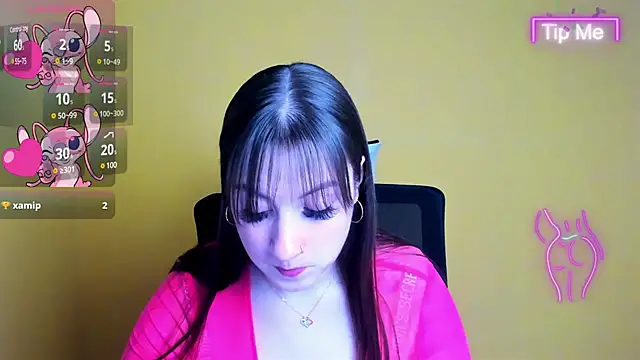 Snapshot of Evelina_GG chatting on 03-11-25, 04:07 Evelina GG online show from 03-11-25, 04:07