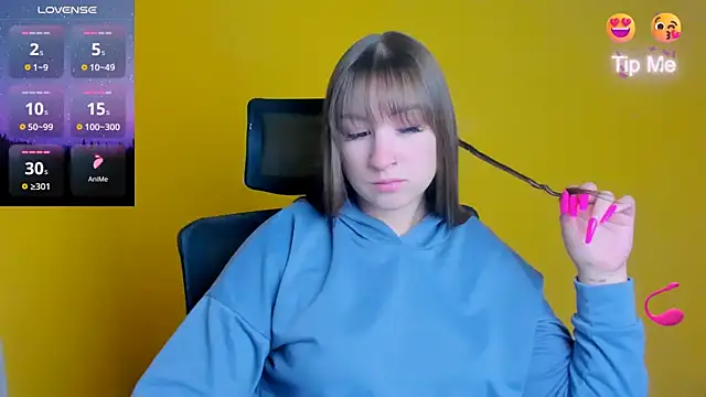 Snapshot of Evelina_GG chatting on 09-17-25, 05:31 Evelina GG online show from 09-17-25, 05:31