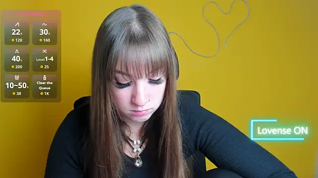 Snapshot of Evelina_GG chatting on 10-25-25, 05:48 Evelina GG online show from 10-25-25, 05:48