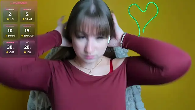 Snapshot of Evelina_GG chatting on 11-05-25, 12:38 Evelina GG online show from 11-05-25, 12:38