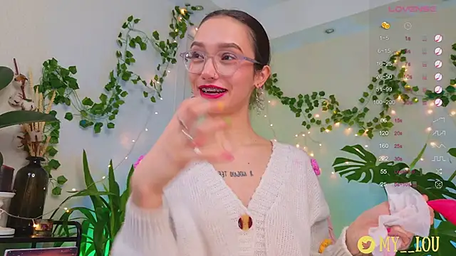 MyLou  online show from 01-18-25, 04:53