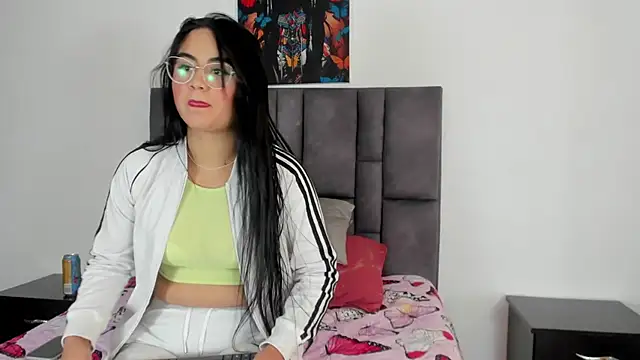 Snapshot of Dulce_amg chatting on 01-21-25, 01:11 Dulce amg online show from 01-21-25, 01:11