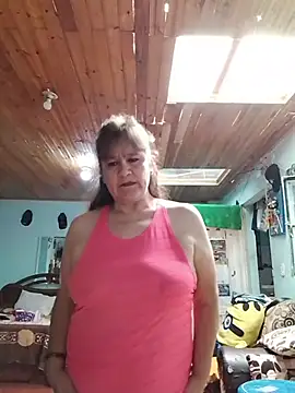 DirtyStefaniax online show from 05-27-26, 05:43