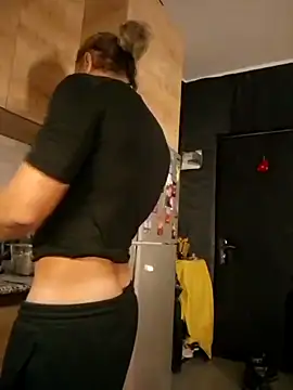 Lovely milk online show from 01-03-25, 02:19