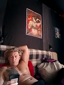 Lovely milk online show from 03-15-25, 09:19