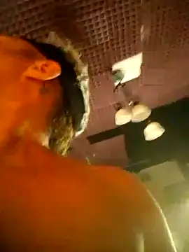 Lovely milk online show from 09-18-25, 11:01