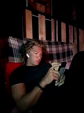 Lovely milk online show from 10-20-25, 07:58