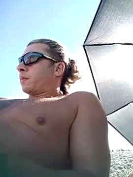 Lovely milk online show from 10-31-25, 08:59