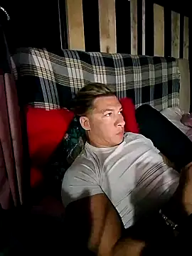 Lovely milk online show from 11-19-25, 09:37