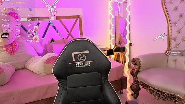 Moonshine tay online show from 09-24-25, 07:39