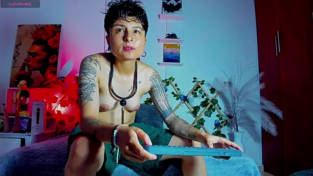 ZuryRamirez  online show from 02-23-25, 12:08