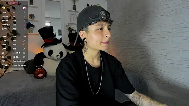 ZuryRamirez  online show from 09-20-25, 08:10