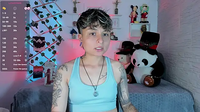 ZuryRamirez  online show from 10-10-25, 09:14