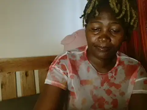 Sexxy prity25 online show from 02-13-25, 06:52