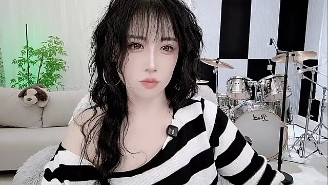 Vaness-a online show from 10-18-25, 11:16