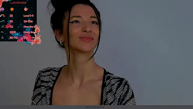 Snapshot of tayakayan chatting on 01-21-25, 05:27 tayakayan online show from 01-21-25, 05:27