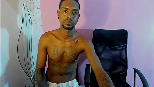 bigblackhotx1 online show from 03-23-26, 10:19