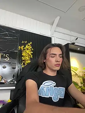 miss Ari online show from 03-13-25, 08:32