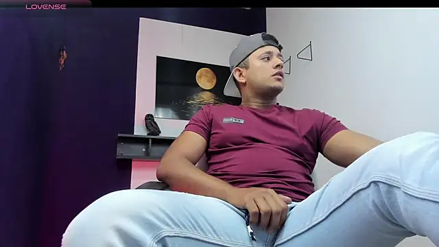 Snapshot of Marcos_garcias chatting on 03-06-25, 09:47 Marcos garcias online show from 03-06-25, 09:47