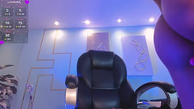 Snapshot of GabriellaLee chatting on 01-19-25, 01:43 GabriellaLee online show from 01-19-25, 01:43