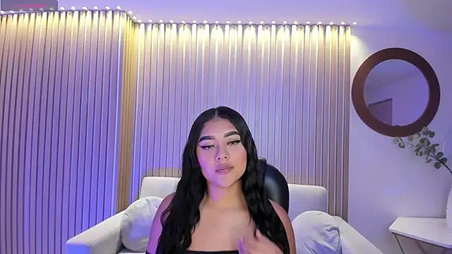 Snapshot of GabriellaLee chatting on 03-08-25, 03:28 GabriellaLee online show from 03-08-25, 03:28