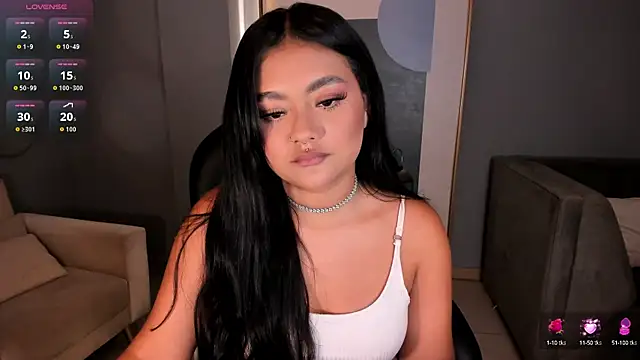 Snapshot of GabriellaLee chatting on 09-19-25, 02:57 GabriellaLee online show from 09-19-25, 02:57