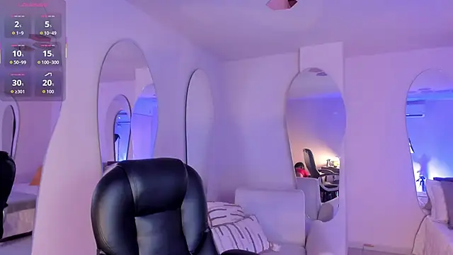 Snapshot of GabriellaLee chatting on 10-03-25, 02:52 GabriellaLee online show from 10-03-25, 02:52