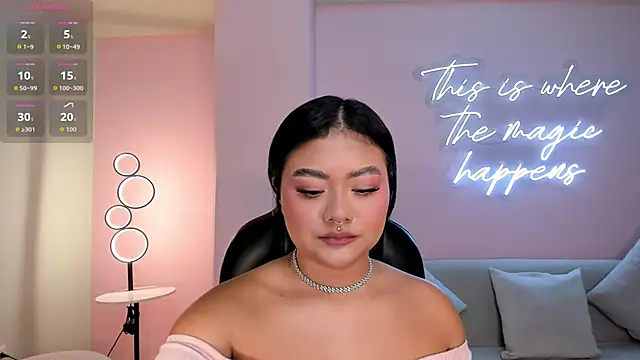 Snapshot of GabriellaLee chatting on 10-07-25, 02:42 GabriellaLee online show from 10-07-25, 02:42