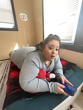 tillymarie34 online show from 02-10-26, 04:44