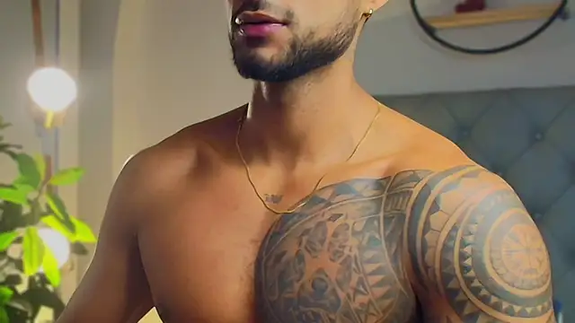 LiamGarcia1 online show from 01-17-25, 03:22