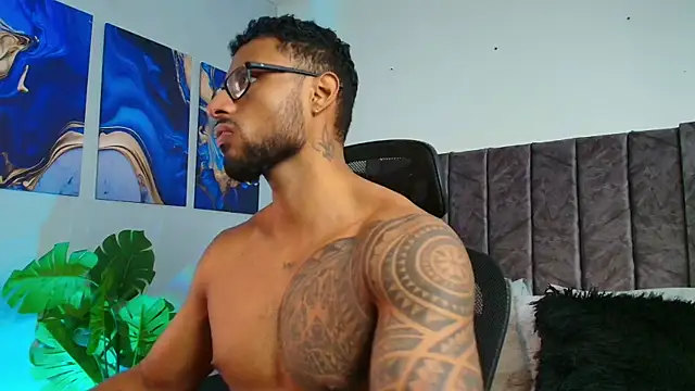 LiamGarcia1 online show from 09-24-25, 03:26