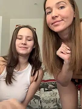 HotCaramellsTV online show from 12-08-24, 01:14