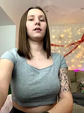 HotCaramellsTV online show from 10-26-25, 12:33