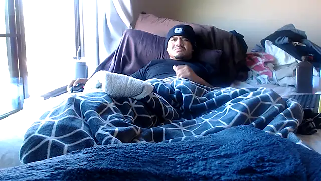 Snapshot of ReesesPns chatting on 10-18-25, 08:42 ReesesPns online show from 10-18-25, 08:42