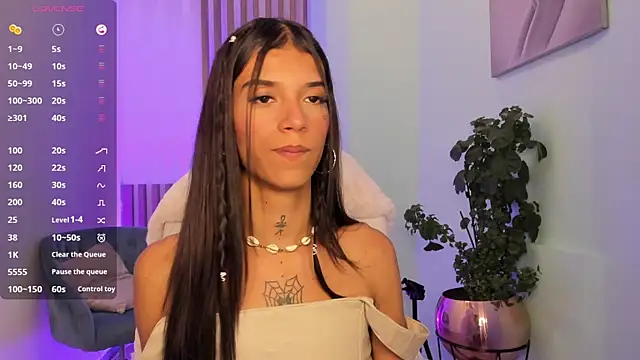 CoralRigan online show from 02-04-25, 05:31