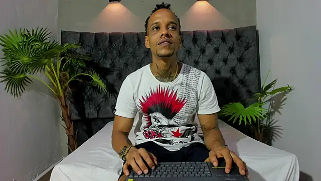 Salomon koude online show from 04-26-26, 02:31