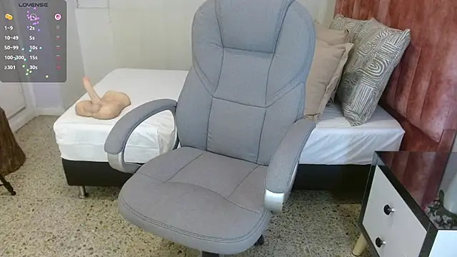 sussy leon online show from 10-25-25, 02:02