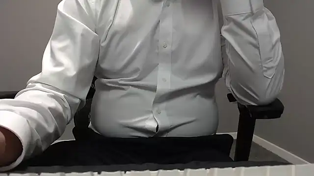 Snapshot of nimirole chatting on 09-30-25, 02:11 nimirole online show from 09-30-25, 02:11