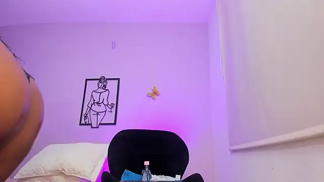 Allison-Bell1 online show from 11-06-25, 12:11