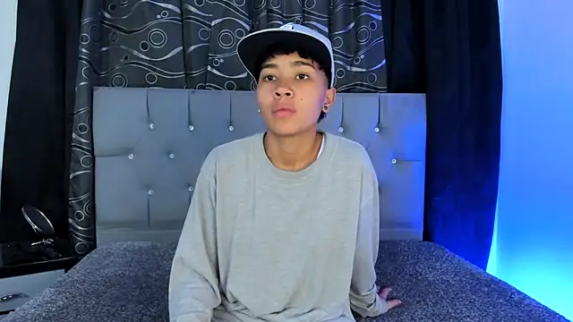 Snapshot of nova_sex01 chatting on 12-20-24, 03:47 nova sex01 online show from 12-20-24, 03:47