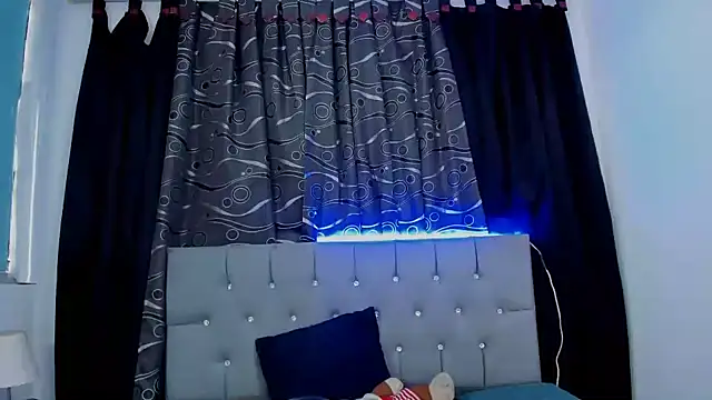 Snapshot of nova_sex01 chatting on 12-29-24, 01:49 nova sex01 online show from 12-29-24, 01:49