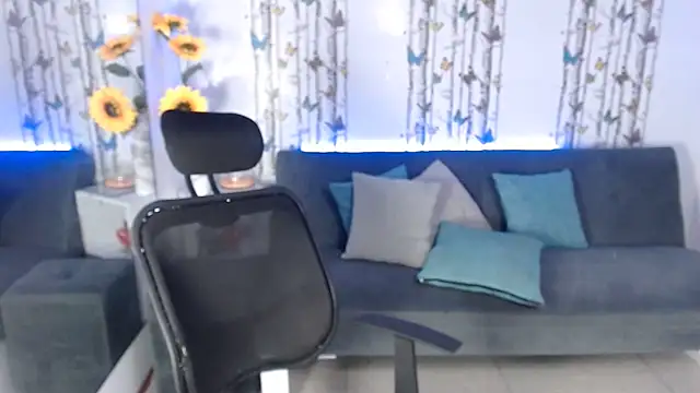 Snapshot of nova_sex01 chatting on 01-26-25, 06:28 nova sex01 online show from 01-26-25, 06:28