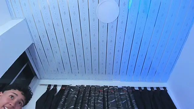 Snapshot of nova_sex01 chatting on 02-15-25, 03:31 nova sex01 online show from 02-15-25, 03:31