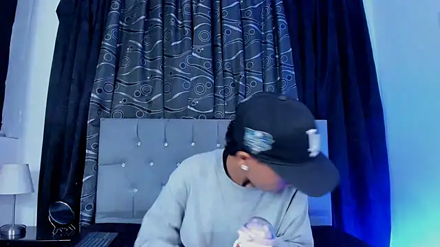 Snapshot of nova_sex01 chatting on 03-19-25, 08:12 nova sex01 online show from 03-19-25, 08:12