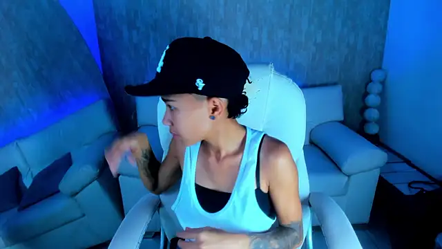 Snapshot of nova_sex01 chatting on 09-11-25, 04:45 nova sex01 online show from 09-11-25, 04:45