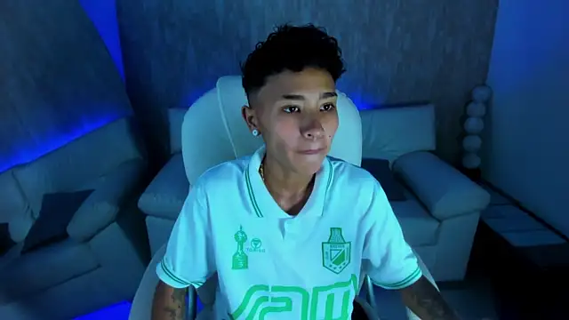 Snapshot of nova_sex01 chatting on 09-21-25, 05:53 nova sex01 online show from 09-21-25, 05:53