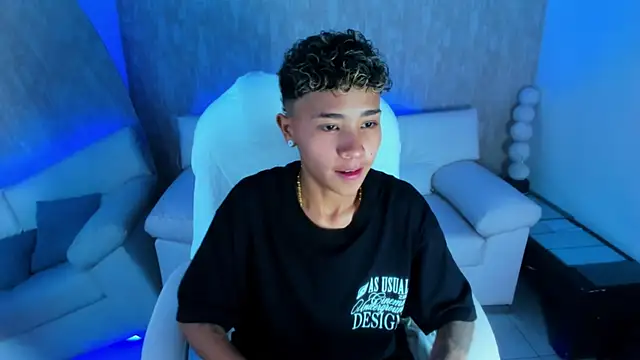 Snapshot of nova_sex01 chatting on 10-07-25, 03:47 nova sex01 online show from 10-07-25, 03:47